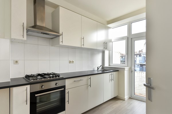 Medium property photo - Eerbeeklaan 8, 2573 HS Den Haag
